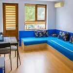 Apartament Seaside Nest *